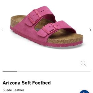Like new! Birkenstock Arizona Fuchsia Tulip sandals.